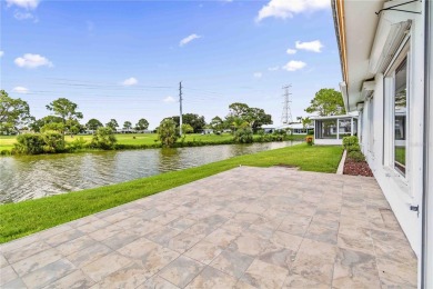 Under contract-accepting backup offers. Welcome to your on Mainlands Golf Club in Florida - for sale on GolfHomes.com, golf home, golf lot