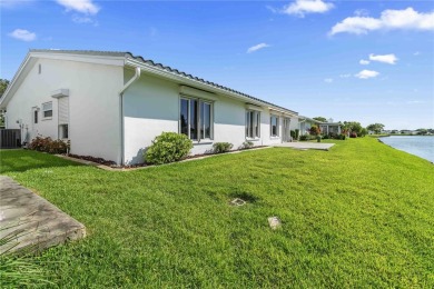Under contract-accepting backup offers. Welcome to your on Mainlands Golf Club in Florida - for sale on GolfHomes.com, golf home, golf lot
