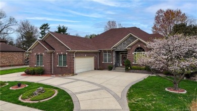 OPEN SUNDAY 2-4PM.  Square footage like this doesn't come along on Jeffersonville Elks Golf Club in Indiana - for sale on GolfHomes.com, golf home, golf lot