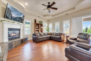 2 Primary Bedrooms with En Suite Bathrooms. This turn key golf on The Club at Copper Valley Golf Course in California - for sale on GolfHomes.com, golf home, golf lot