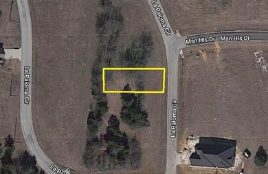 Only 1200 sq ft minimum in this LaPaloma subdivision. East on Rock Creek Golf Club in Texas - for sale on GolfHomes.com, golf home, golf lot