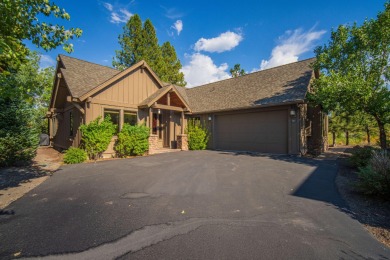 Welcome to this turnkey, well-appointed single-level cabin with on Sunriver Caldera Springs Golf Course in Oregon - for sale on GolfHomes.com, golf home, golf lot
