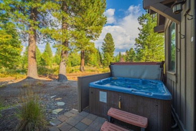 Welcome to this turnkey, well-appointed single-level cabin with on Sunriver Caldera Springs Golf Course in Oregon - for sale on GolfHomes.com, golf home, golf lot