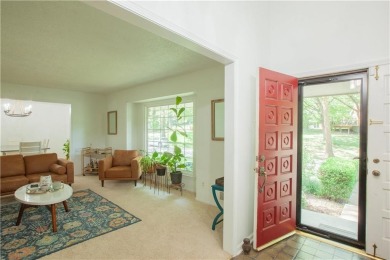 Spacious 4 bedroom, 4.5 bath side-to-side split located in a on Leawood South Country Club in Kansas - for sale on GolfHomes.com, golf home, golf lot
