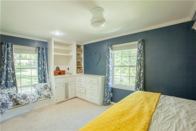 Spacious 4 bedroom, 4.5 bath side-to-side split located in a on Leawood South Country Club in Kansas - for sale on GolfHomes.com, golf home, golf lot