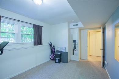Spacious 4 bedroom, 4.5 bath side-to-side split located in a on Leawood South Country Club in Kansas - for sale on GolfHomes.com, golf home, golf lot