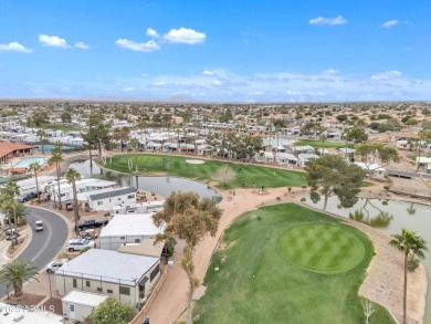 Welcome to simplicity! This remodeled 1988, 1 bed, 1 bath, 400 on Roadhaven Golf Course in Arizona - for sale on GolfHomes.com, golf home, golf lot