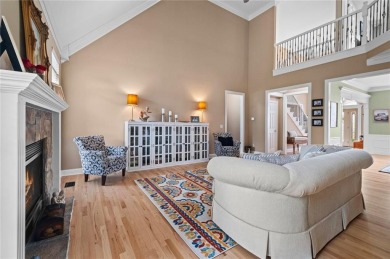 Charming  updated 4BR home on a spacious, flat 0.51-acre lot in on Pinnacle Country Club in Arkansas - for sale on GolfHomes.com, golf home, golf lot