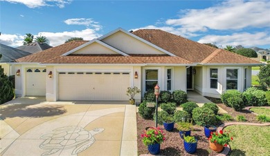 Welcome to this stunning BOND PAID block and stucco 3/2/2 home on Pennbrooke Fairways in Florida - for sale on GolfHomes.com, golf home, golf lot