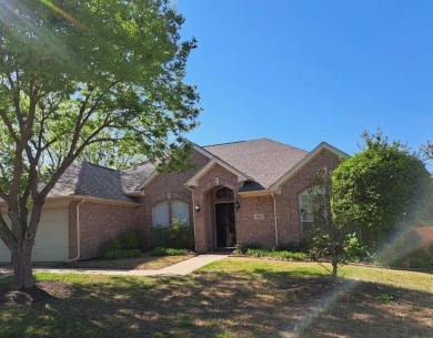 Stylish 1-story David Weekly home located in a CUL-DE-SAC boasts on The Golf Club at Fossil Creek in Texas - for sale on GolfHomes.com, golf home, golf lot