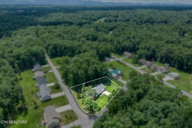 Adorable, well maintained home on a corner lot in quiet part of on Lake Tansi Village Country Club in Tennessee - for sale on GolfHomes.com, golf home, golf lot