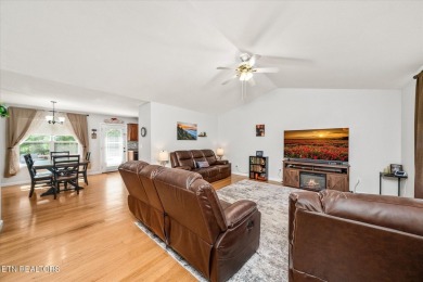 Adorable, well maintained home on a corner lot in quiet part of on Lake Tansi Village Country Club in Tennessee - for sale on GolfHomes.com, golf home, golf lot