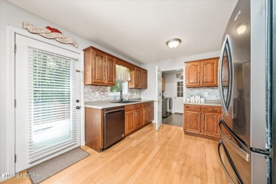 Adorable, well maintained home on a corner lot in quiet part of on Lake Tansi Village Country Club in Tennessee - for sale on GolfHomes.com, golf home, golf lot