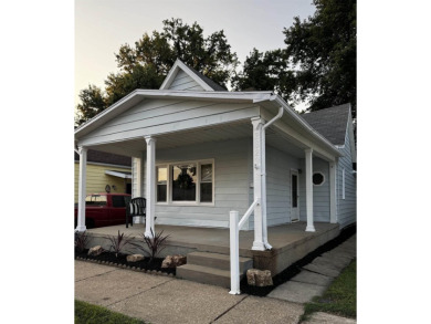 Adorable West Side 2 bedroom with a wrapped porch for outdoor on Howell Park Golf Course in Indiana - for sale on GolfHomes.com, golf home, golf lot