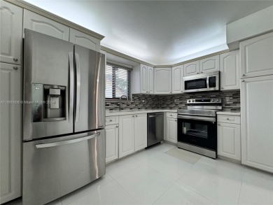 Lovely 2 bed-2 bath Townhouse-Condo in highly desirable Villas on Bonaventure Country Club in Florida - for sale on GolfHomes.com, golf home, golf lot