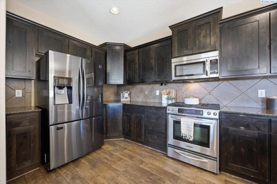 MLS 290908 Positioned on a fully fenced corner lot in Horn on Horn Rapids Golf Club in Washington - for sale on GolfHomes.com, golf home, golf lot