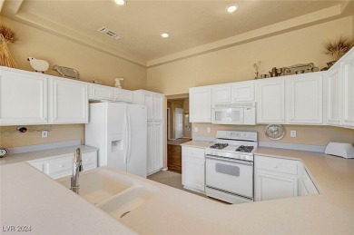 BEAUTIFUL, WELL APPOINTED TOWNHOME WITH AMAZING GOLF COURSE on Highland Falls Golf Club in Nevada - for sale on GolfHomes.com, golf home, golf lot