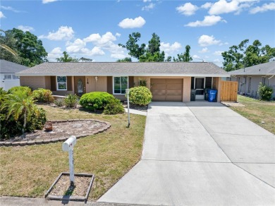 Under contract-accepting backup offers. Move-in ready, this on Venice East Golf Club in Florida - for sale on GolfHomes.com, golf home, golf lot