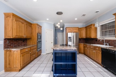 Maumelle Beauty all brick home on a level corner lot.  Grand on Maumelle Golf and Country Club in Arkansas - for sale on GolfHomes.com, golf home, golf lot