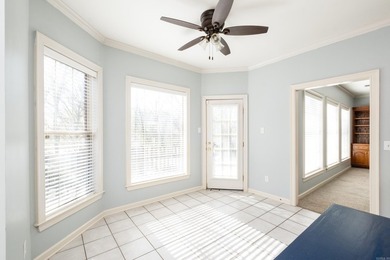 Maumelle Beauty all brick home on a level corner lot.  Grand on Maumelle Golf and Country Club in Arkansas - for sale on GolfHomes.com, golf home, golf lot