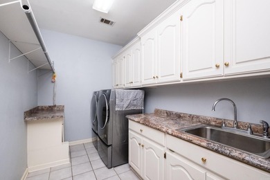 Maumelle Beauty all brick home on a level corner lot.  Grand on Maumelle Golf and Country Club in Arkansas - for sale on GolfHomes.com, golf home, golf lot