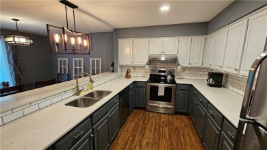 Single level, 3bed/2bath townhouse with 2 parking spaces that is on Bella Vista Country Club - Berksdale in Arkansas - for sale on GolfHomes.com, golf home, golf lot