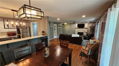 Single level, 3bed/2bath townhouse with 2 parking spaces that is on Bella Vista Country Club - Berksdale in Arkansas - for sale on GolfHomes.com, golf home, golf lot