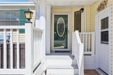 Enjoy relaxed Florida living in this beautifully updated on Plantation Golf Club in Florida - for sale on GolfHomes.com, golf home, golf lot