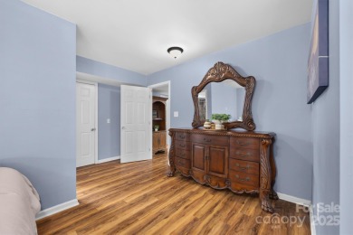 Nestled on the desirable Tega Cay peninsula, this well on Tega Cay Golf Club in South Carolina - for sale on GolfHomes.com, golf home, golf lot