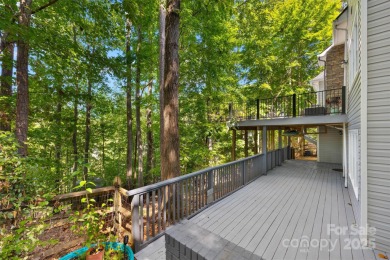 Nestled on the desirable Tega Cay peninsula, this well on Tega Cay Golf Club in South Carolina - for sale on GolfHomes.com, golf home, golf lot