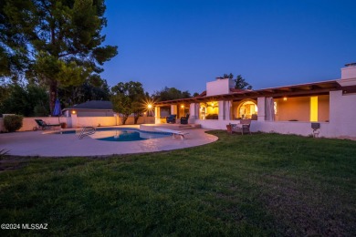 This beautifully remodeled 4-bed plus den, 4-bath home on the on Forty Niner Golf and Country Club in Arizona - for sale on GolfHomes.com, golf home, golf lot