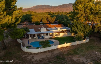 This beautifully remodeled 4-bed plus den, 4-bath home on the on Forty Niner Golf and Country Club in Arizona - for sale on GolfHomes.com, golf home, golf lot