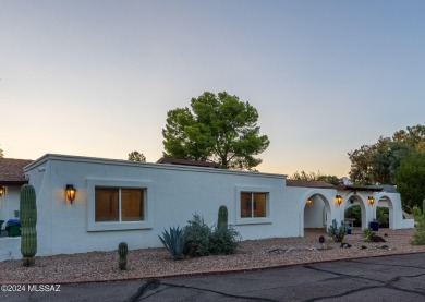 This beautifully remodeled 4-bed plus den, 4-bath home on the on Forty Niner Golf and Country Club in Arizona - for sale on GolfHomes.com, golf home, golf lot