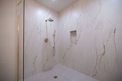 Beautifully updated home in the sought-after Comanche Trace golf on The Club At Comanche Trace in Texas - for sale on GolfHomes.com, golf home, golf lot