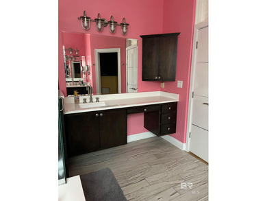 Completely remodeled home in The Peninsula Golf Resort on Peninsula Golf and Racquet Club in Alabama - for sale on GolfHomes.com, golf home, golf lot