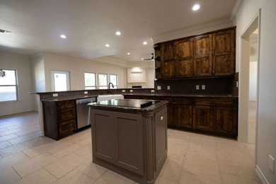 Beautifully updated home in the sought-after Comanche Trace golf on The Club At Comanche Trace in Texas - for sale on GolfHomes.com, golf home, golf lot