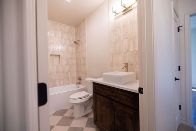 Beautifully updated home in the sought-after Comanche Trace golf on The Club At Comanche Trace in Texas - for sale on GolfHomes.com, golf home, golf lot