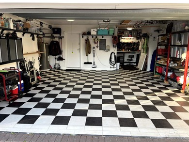 Completely remodeled home in The Peninsula Golf Resort on Peninsula Golf and Racquet Club in Alabama - for sale on GolfHomes.com, golf home, golf lot