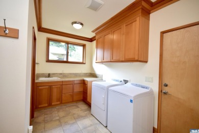 133 Fairway Place on SunLand Golf and Country Club in Washington - for sale on GolfHomes.com, golf home, golf lot
