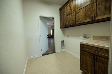 Beautifully updated home in the sought-after Comanche Trace golf on The Club At Comanche Trace in Texas - for sale on GolfHomes.com, golf home, golf lot