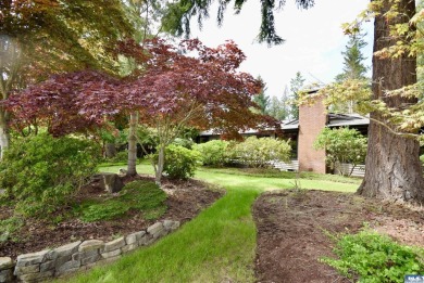 133 Fairway Place on SunLand Golf and Country Club in Washington - for sale on GolfHomes.com, golf home, golf lot