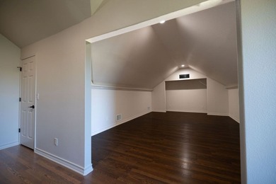 Beautifully updated home in the sought-after Comanche Trace golf on The Club At Comanche Trace in Texas - for sale on GolfHomes.com, golf home, golf lot