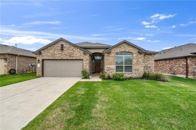 SELLERS WILLING TO OFFER UP TO $5,000 IN CONCESSIONS!!! Come on Pecan Lakes Golf Club in Texas - for sale on GolfHomes.com, golf home, golf lot