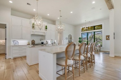 PRIVATE* GOLF COURSE* DOUBLE LOT WITH LARGE TREES* QUALITY* on Apple Rock Golf Course - Horseshoe Bay in Texas - for sale on GolfHomes.com, golf home, golf lot