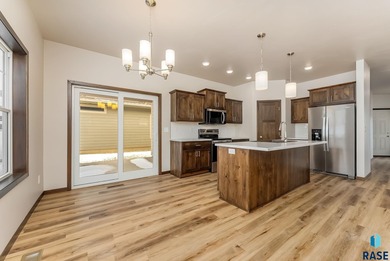 Wide Open Independence Floor Plan Villa Home in the Popular on Brandon Municipal Golf Course in South Dakota - for sale on GolfHomes.com, golf home, golf lot