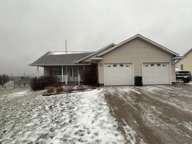 Move in ready ranch built in 2005 located near the golf course on Tama Toledo Country Club in Iowa - for sale on GolfHomes.com, golf home, golf lot