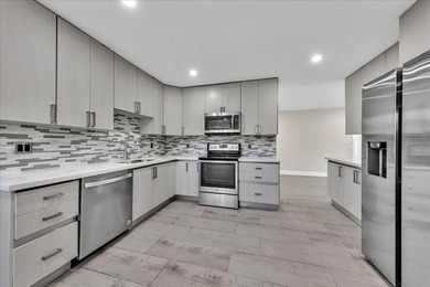 Stunning, large 5 bedrooms, 3 bathroom, in a special area on Hollywood Beach Golf and Country Club in Florida - for sale on GolfHomes.com, golf home, golf lot