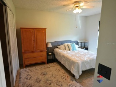 Welcome to this charming 2-bedroom, 2-bathroom fully furnished on The Links of Spruce Creek in Florida - for sale on GolfHomes.com, golf home, golf lot