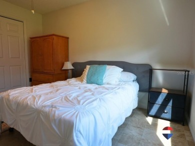 Welcome to this charming 2-bedroom, 2-bathroom fully furnished on The Links of Spruce Creek in Florida - for sale on GolfHomes.com, golf home, golf lot