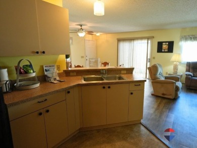 Welcome to this charming 2-bedroom, 2-bathroom fully furnished on The Links of Spruce Creek in Florida - for sale on GolfHomes.com, golf home, golf lot